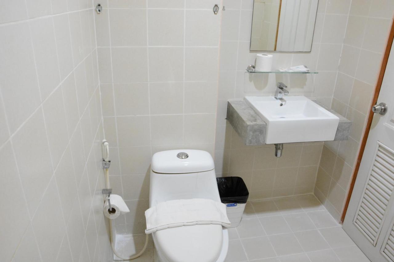 Casa Jip Guesthouse Patong Kültér fotó