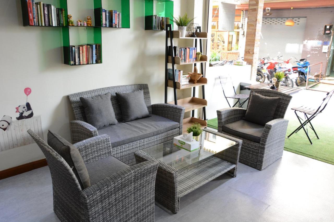 Casa Jip Guesthouse Patong Kültér fotó
